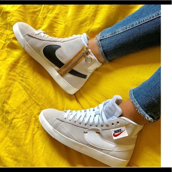 nike air on side of shoe